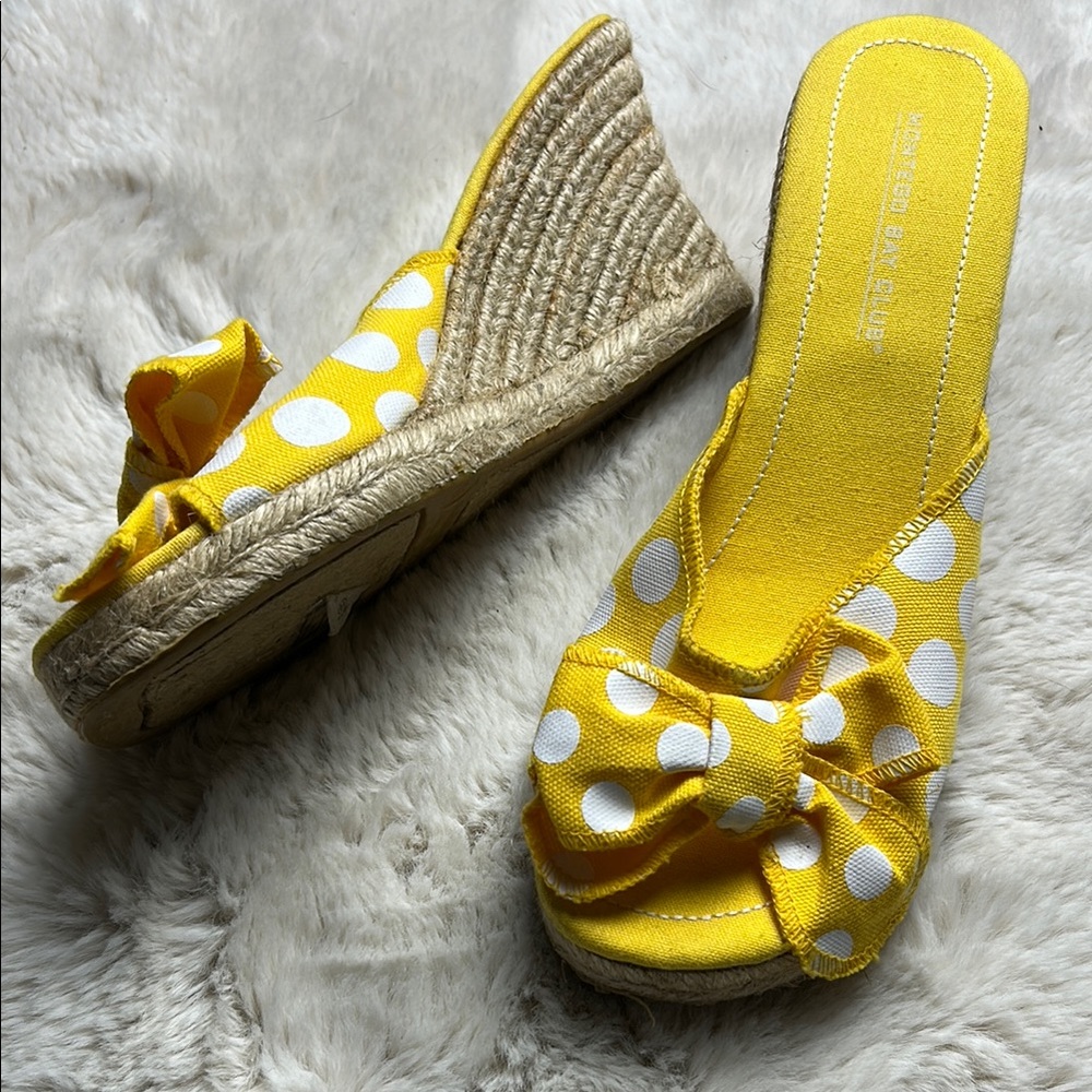 Montego Bay Club Yellow Polka Dot Wedge Espadrille Sandals Size 10